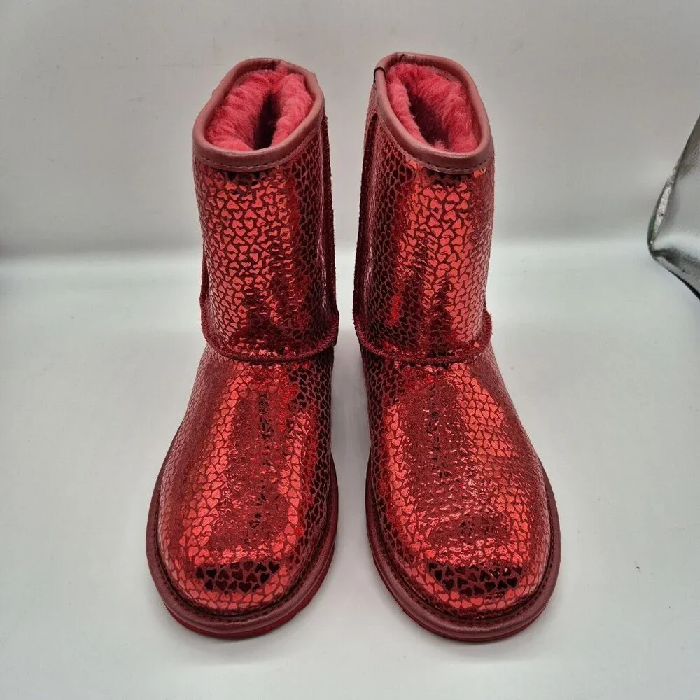 Ugg Youth Size 6 Classic II Gel Red Hearts Short Mid Boots Plush